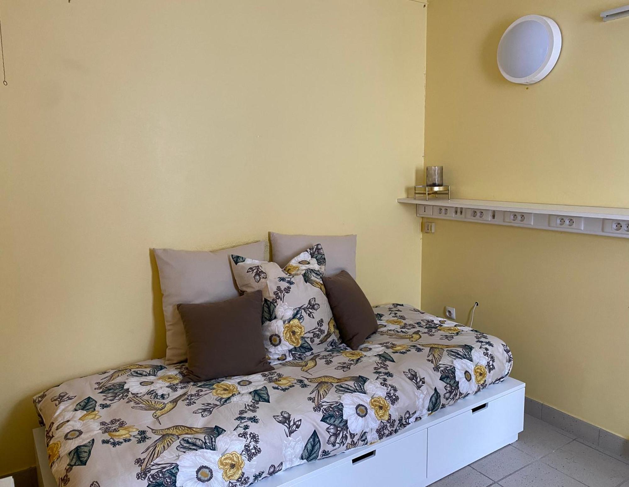 Maison Spacieuse Et Confortable 100M2 Avec Jardin Val-de-Reuil المظهر الخارجي الصورة