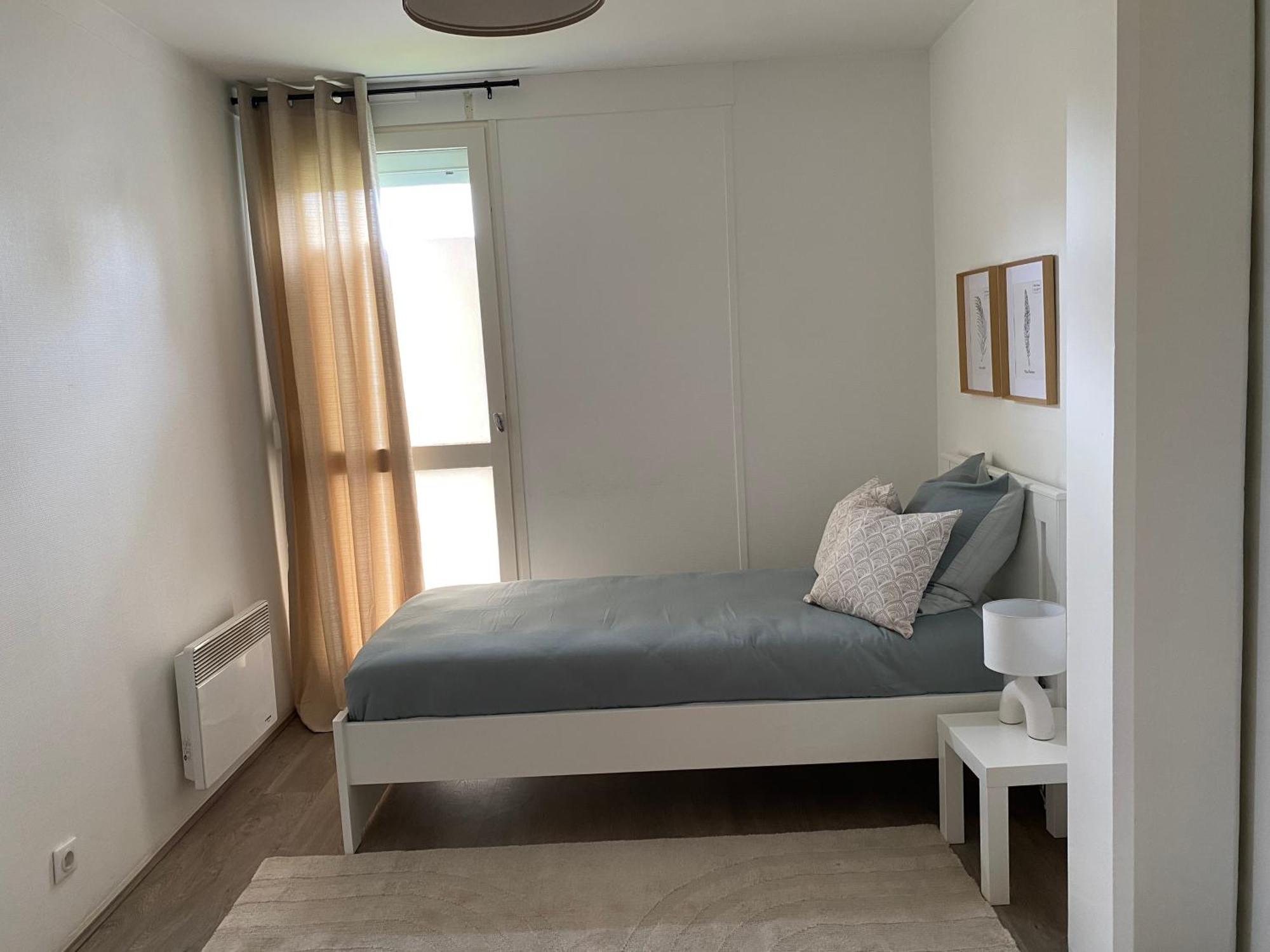 Maison Spacieuse Et Confortable 100M2 Avec Jardin Val-de-Reuil المظهر الخارجي الصورة
